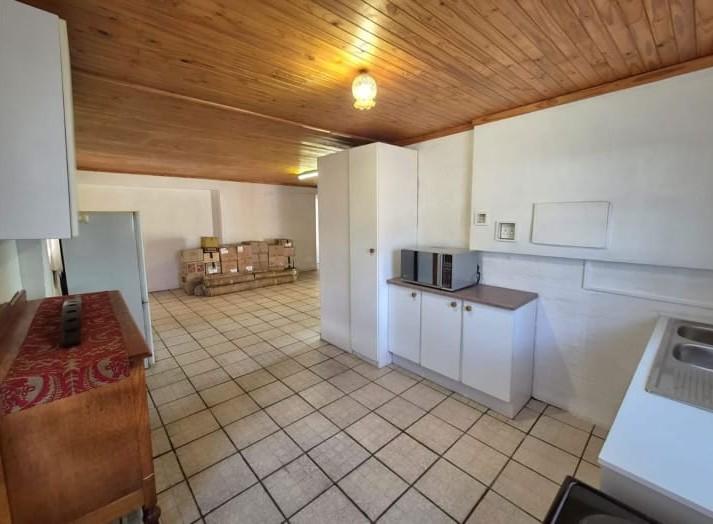 6 Bedroom Property for Sale in Roodewal Free State